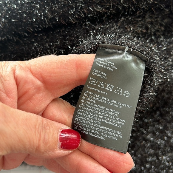 H&M black/silver glittery sweater size large - Picture 9 of 9